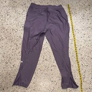 Lululemon purple lavender joggers 10 pants